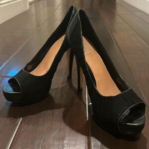 Black Vince Camuto Heels